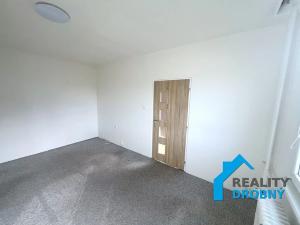 Pronájem bytu 1+1, Děčín, Jezdecká, 35 m2