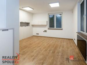 Pronájem kanceláře, Žďár nad Sázavou - Žďár nad Sázavou 2, Santiniho, 29 m2