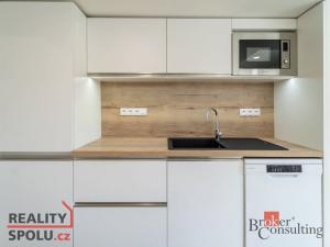Pronájem bytu 2+kk, Kralupy nad Vltavou, sídl. Hůrka, 42 m2