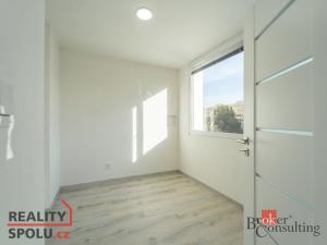 Pronájem bytu 2+kk, Kralupy nad Vltavou, sídl. Hůrka, 42 m2