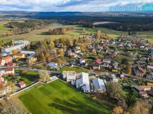 Prodej výrobních prostor, Plesná, Dlouhá, 2031 m2