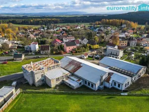 Prodej výrobních prostor, Plesná, Dlouhá, 2031 m2