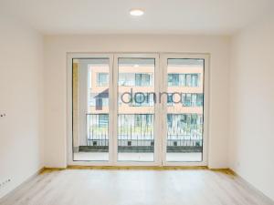 Pronájem bytu 2+kk, Praha, Poděbradská, 59 m2