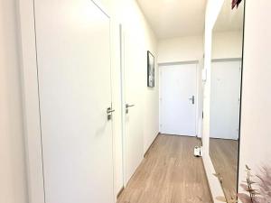Pronájem bytu 1+kk, Praha - Libeň, U Rokytky, 69 m2