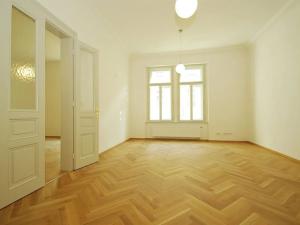 Pronájem bytu 2+kk, Praha - Vinohrady, Balbínova, 66 m2
