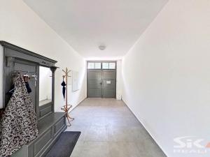 Prodej bytu 2+1, Louny, Jeronýmova, 59 m2