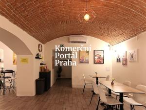 Pronájem restaurace, Praha - Staré Město, Kostečná, 90 m2