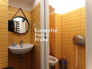 Pronájem restaurace, Praha - Staré Město, Kostečná, 90 m2