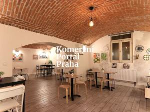 Pronájem restaurace, Praha - Staré Město, Kostečná, 90 m2