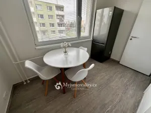 Pronájem bytu 2+1, Znojmo, Dukelských bojovníků, 55 m2