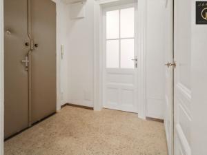 Pronájem bytu 2+kk, Praha, Na spojce, 44 m2