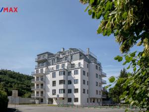 Prodej bytu 1+kk, Karlovy Vary, Šumavská, 56 m2