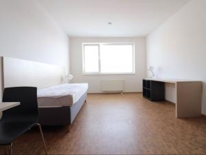 Pronájem bytu 1+kk, Praha - Smíchov, Křížová, 33 m2