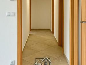 Pronájem bytu 2+kk, Praha - Kamýk, Zimova, 44 m2
