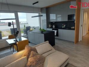 Pronájem bytu 3+kk, Praha, Štěchovická, 130 m2