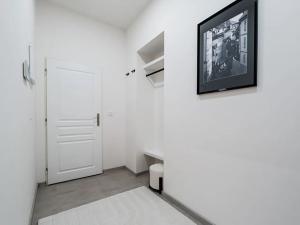 Pronájem bytu 1+1, Praha - Vršovice, Košická, 34 m2