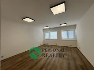 Pronájem skladu, Herink, Hlavní, 1890 m2