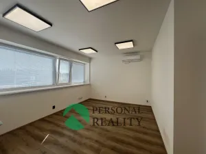 Pronájem skladu, Herink, Hlavní, 1890 m2