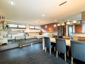 Prodej rodinného domu, Libeř - Libeň, 192 m2