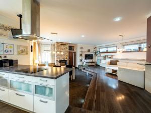 Prodej rodinného domu, Libeř - Libeň, 192 m2