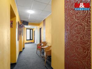 Pronájem obchodního prostoru, Kladno, J. Hory, 11 m2