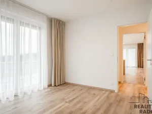 Pronájem bytu 3+kk, Praha - Záběhlice, Klapálkova, 220 m2