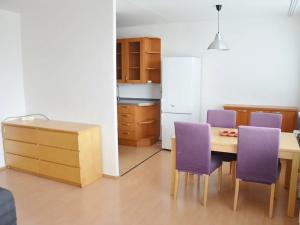 Pronájem bytu 3+1, Praha - Chodov, Jarníkova, 84 m2