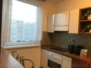 Pronájem bytu 2+1, Zlín, Na Honech III, 45 m2