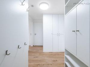 Pronájem bytu 2+kk, Praha - Stodůlky, Hábova, 52 m2
