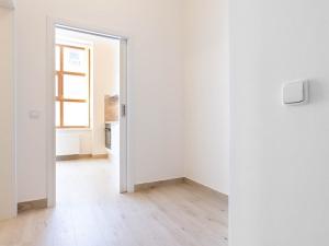 Pronájem bytu 1+1, Praha - Libeň, Kurta Konráda, 28 m2