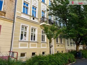 Pronájem bytu 2+1, Karlovy Vary, Jízdárenská, 60 m2