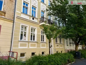 Pronájem bytu 2+1, Karlovy Vary, Jízdárenská, 60 m2