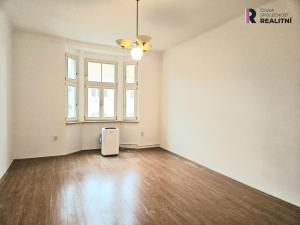 Pronájem bytu 2+1, Praha - Bubeneč, Jaselská, 60 m2