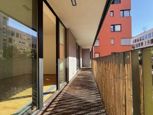 Pronájem bytu 2+kk, Praha - Holešovice, V přístavu, 74 m2