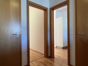 Pronájem bytu 2+kk, Praha - Holešovice, V přístavu, 74 m2