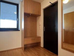 Pronájem bytu 2+kk, Praha - Holešovice, V přístavu, 74 m2