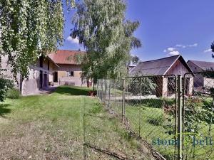 Prodej zemědělské usedlosti, Tichonice, 762 m2