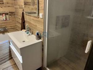 Pronájem bytu 3+1, Lišov, Čechova, 65 m2