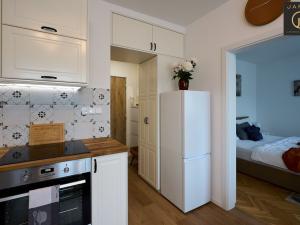 Pronájem bytu 2+kk, Praha - Hostivař, Tenisová, 36 m2