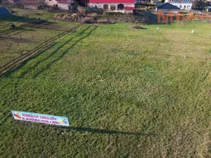 Prodej pozemku pro bydlení, Březno, 1244 m2