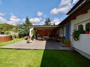 Prodej rodinného domu, Tišice, 160 m2
