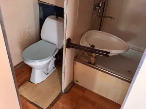 Prodej bytu 1+kk, Praha - Prosek, Veltruská, 27 m2