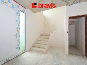 Prodej rodinného domu, Holubice, 197 m2