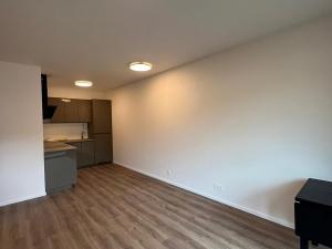 Pronájem bytu 2+kk, Praha - Košíře, Starokošířská, 60 m2