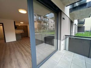 Pronájem bytu 2+kk, Praha - Košíře, Starokošířská, 60 m2