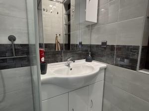 Prodej bytu 3+1, Frýdek-Místek - Frýdek, Novodvorská, 68 m2