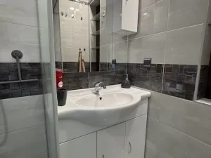 Prodej bytu 3+1, Frýdek-Místek - Frýdek, Novodvorská, 68 m2