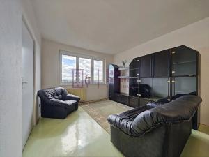 Pronájem bytu 1+1, Jindřichův Hradec, sídliště Vajgar, 42 m2