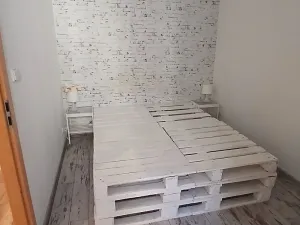 Pronájem bytu 2+kk, Praha - Libeň, Sokolovská, 47 m2