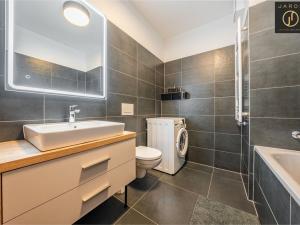 Pronájem bytu 2+kk, Kladno, Bohumila Landy, 58 m2